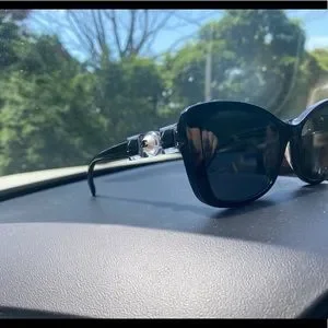 CHANEL | Accessories | Brand New Chanel Butterfly Sunglasses  display picture 2